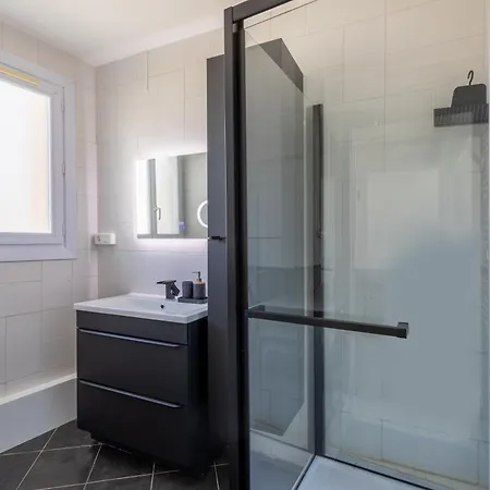 Daire Juan Les Pins Entre Ciel Et , Dernier Etage Avec Terrasse *